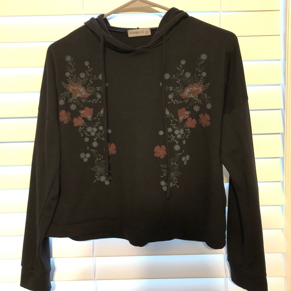Ginger G black cropped hoodie